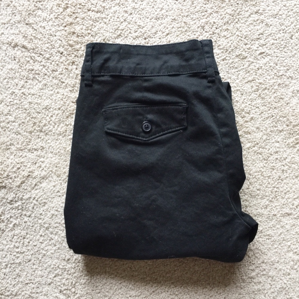 Women’s EUC Lee Natural Fit Capris Black Size 6